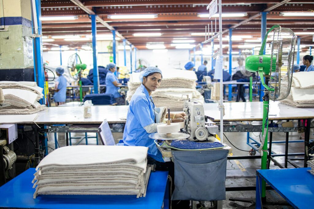 Factory jobs hiring now